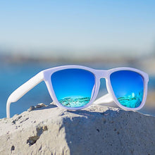 Charger l&#39;image dans la galerie, Dokly Unisex white frame blue lens Sunglasses Mirror Oculos Sun Glasses