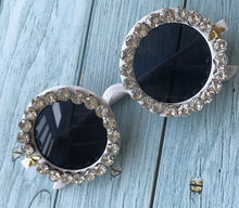 Charger l&#39;image dans la galerie, 2019 M16 Gorgeous Women Sunglasses Crystal Diamond Handmade Round Eyewear